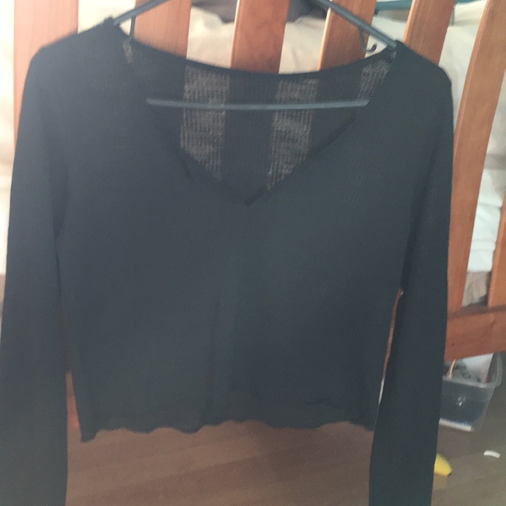 Long sleeve crop